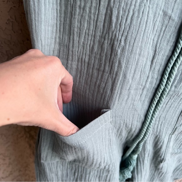 Stevie Henders jumpsuit - Picture 5 of 7